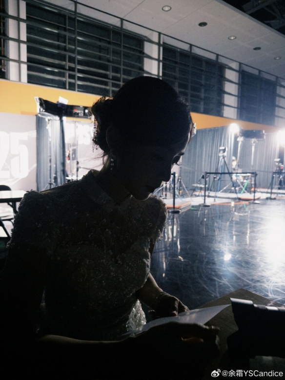 理论上的折 理论上的折