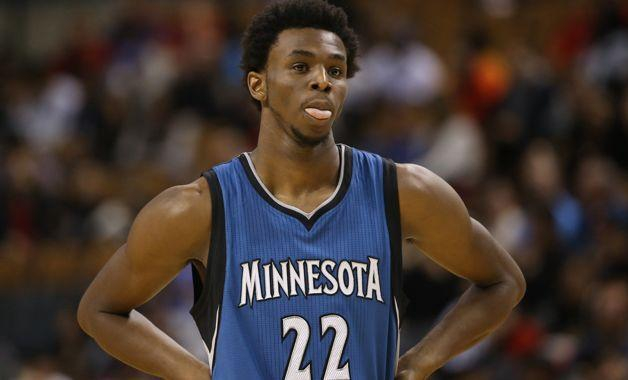 球场外的汽 球场外的汽